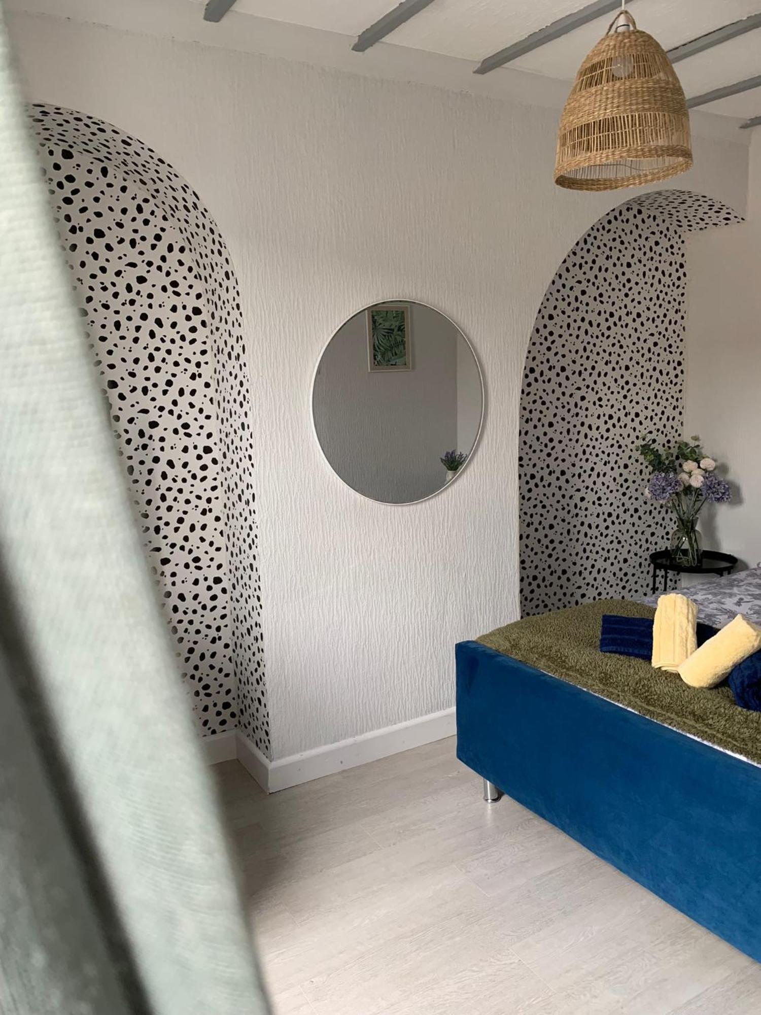 House Of Cosy Dots Villa Northampton Rum bild